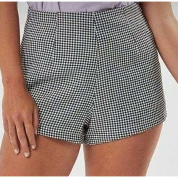 Charlie Holiday Black and White Houndstooth Shorts - Size 4 - Picture 1 of 5